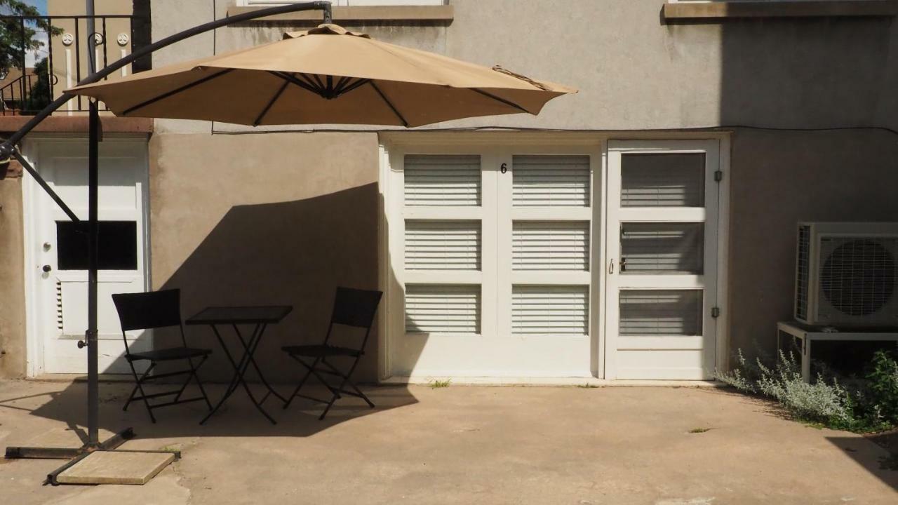 Appartamento Parkside House Barrie Esterno foto