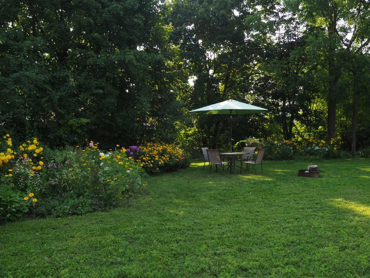 Appartamento Parkside House Barrie Esterno foto