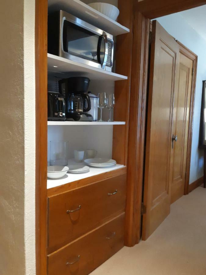 Appartamento Parkside House Barrie Esterno foto