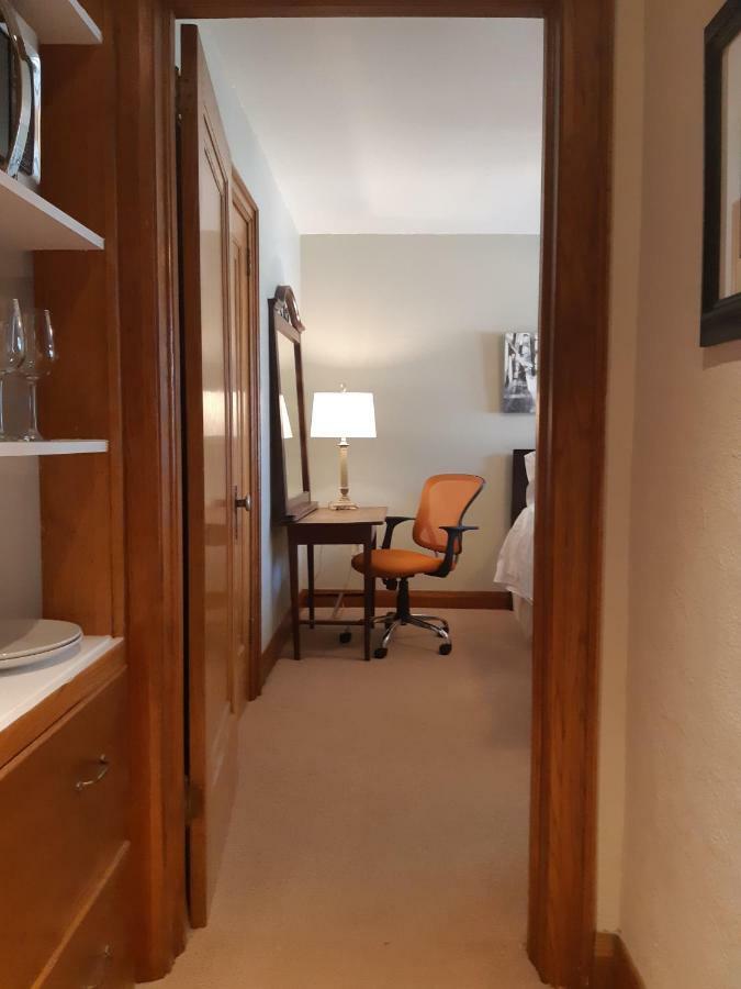 Appartamento Parkside House Barrie Esterno foto
